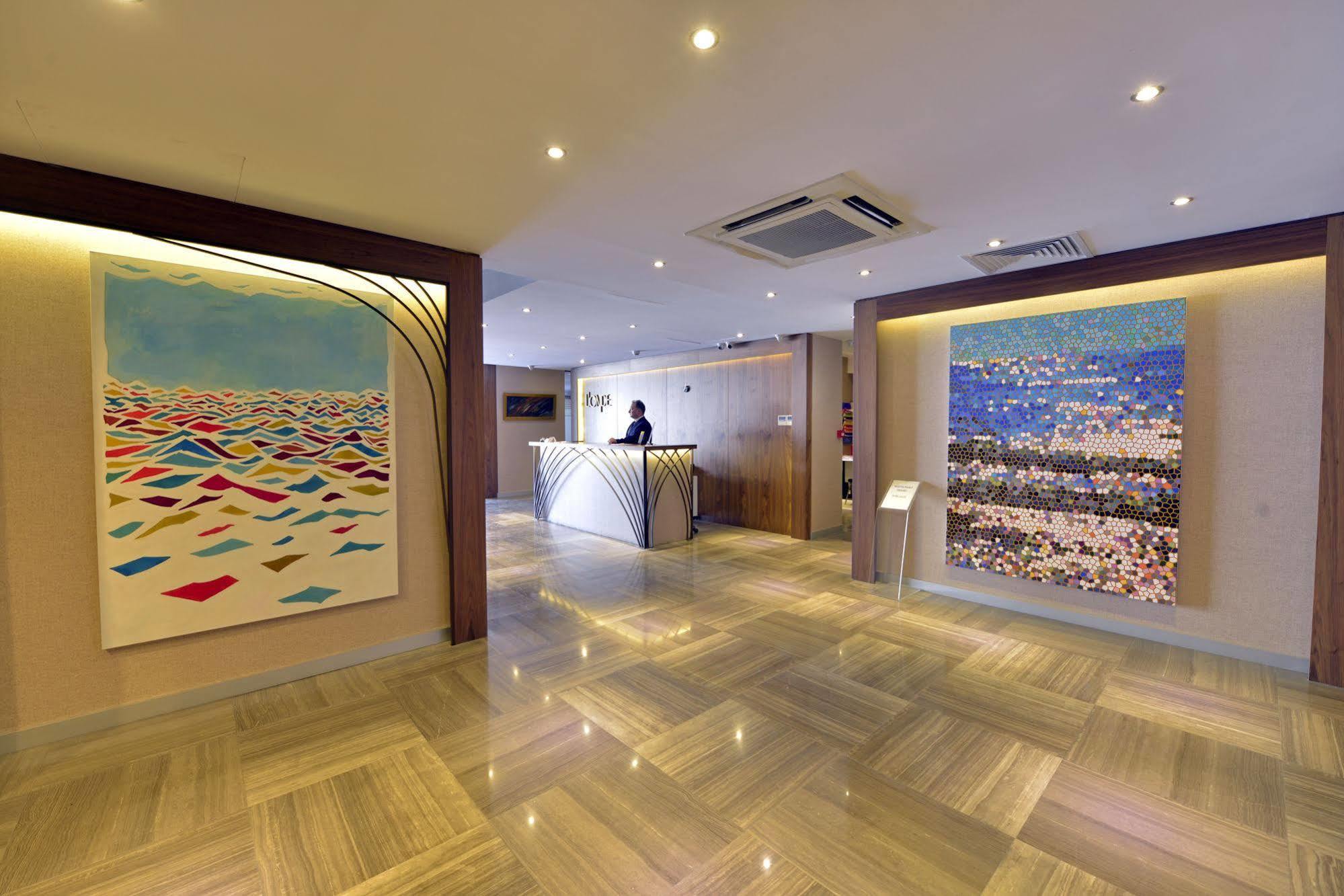Upsuites Hotel Istanbulská provincie Exteriér fotografie